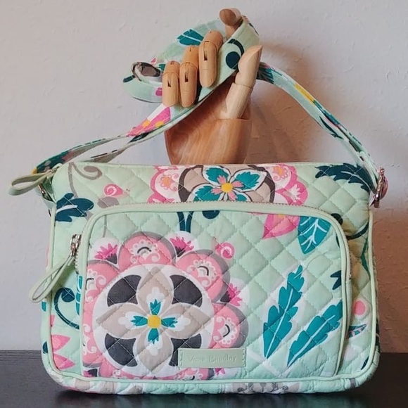 Vera Bradley Handbags - NEW!! Vera Bradley Iconic RFID Little Hipster Only